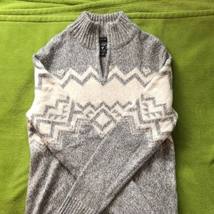American Eagle Outfitters Never Worn Sweater